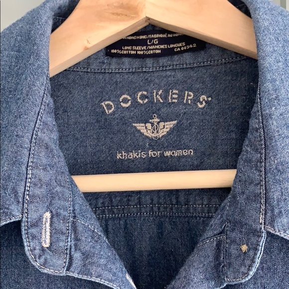 Classic denim Dockers button up shirt - Picture 6 of 6